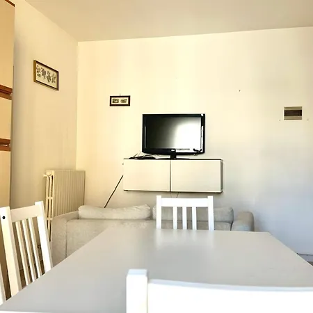 Trilocale Centro Fronte Mare - M223 مارشيللي