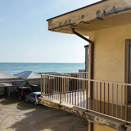 Trilocale Centro Fronte Mare - M223 * مارشيللي